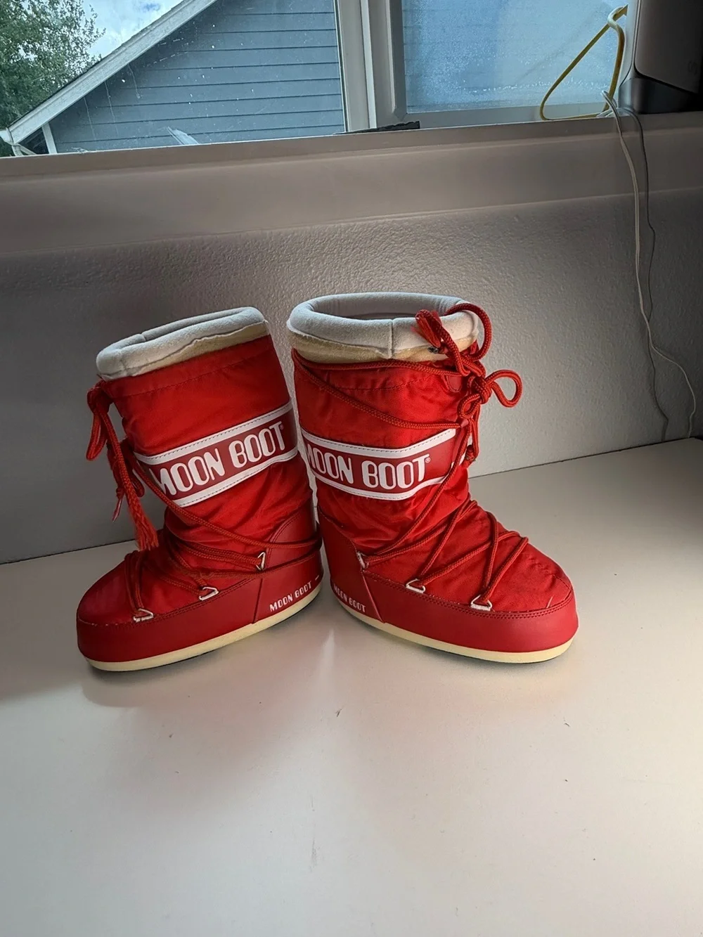 Moon Boot Original Red Nylon Snow Boots kids EU 31 34 Kids 13.5 - 2.5